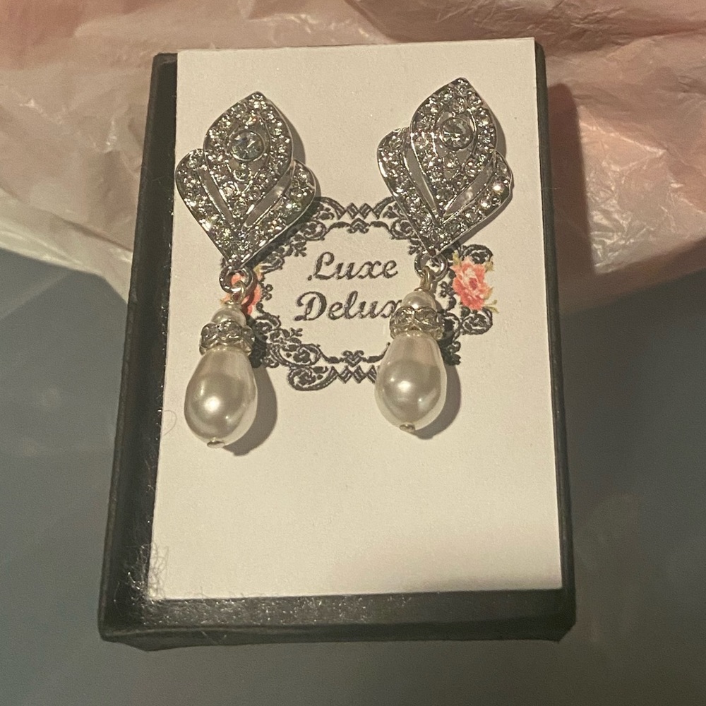 Luxe Deluxe pearl and diamond earrings